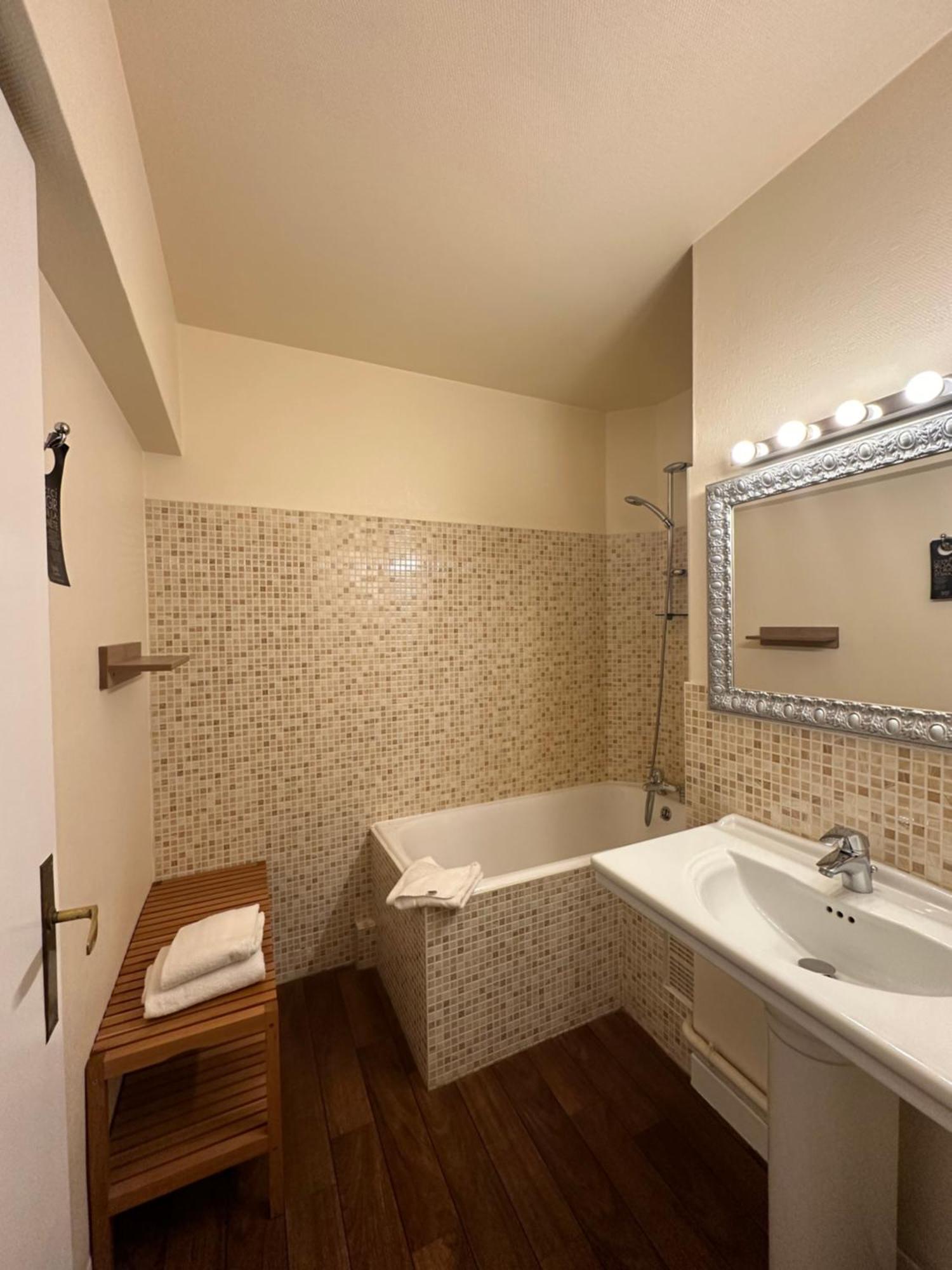 The Originals City, Hotel Napoleon, La Roche-Sur-Yon Phòng bức ảnh